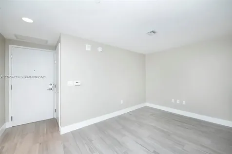 16385 Biscayne Boulevard North Miami Beach FL 33160