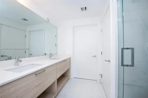 16385 Biscayne Boulevard North Miami Beach FL 33160