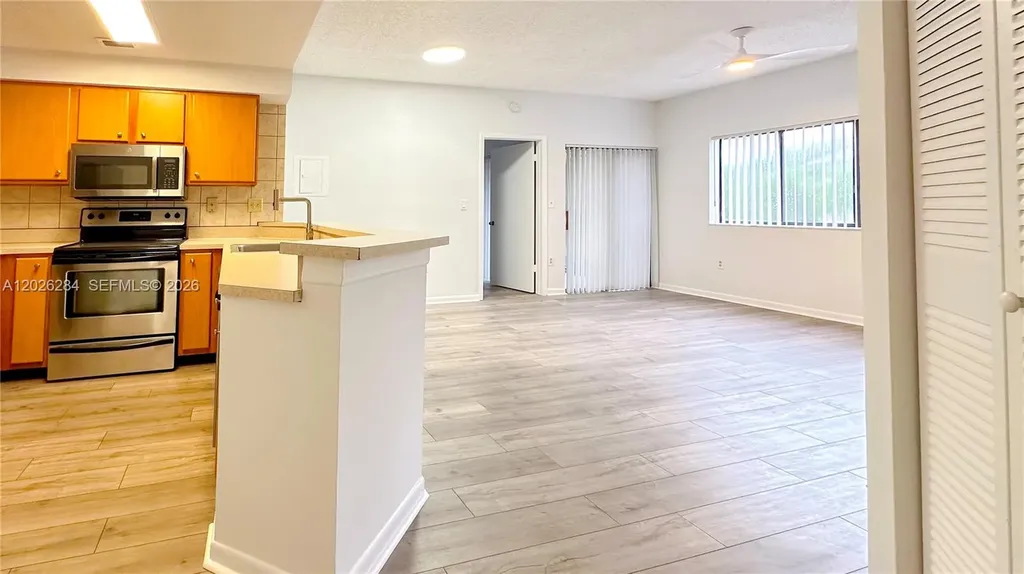 2445 SW 18th Terrace Fort Lauderdale FL 33315