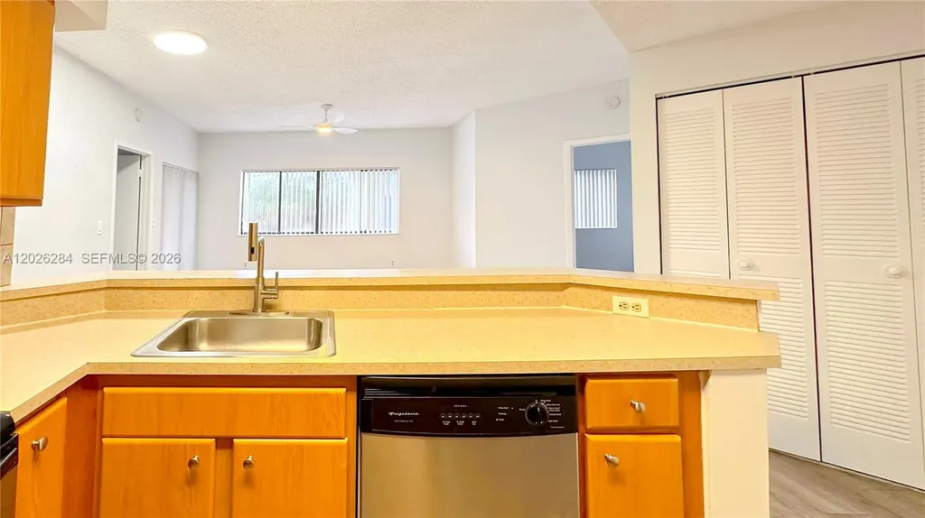 2445 SW 18th Terrace Fort Lauderdale FL 33315
