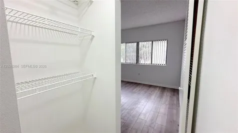 2445 SW 18th Terrace Fort Lauderdale FL 33315