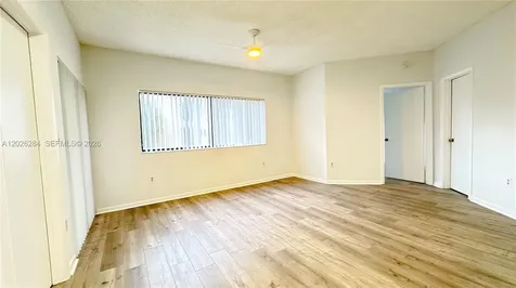 2445 SW 18th Terrace Fort Lauderdale FL 33315