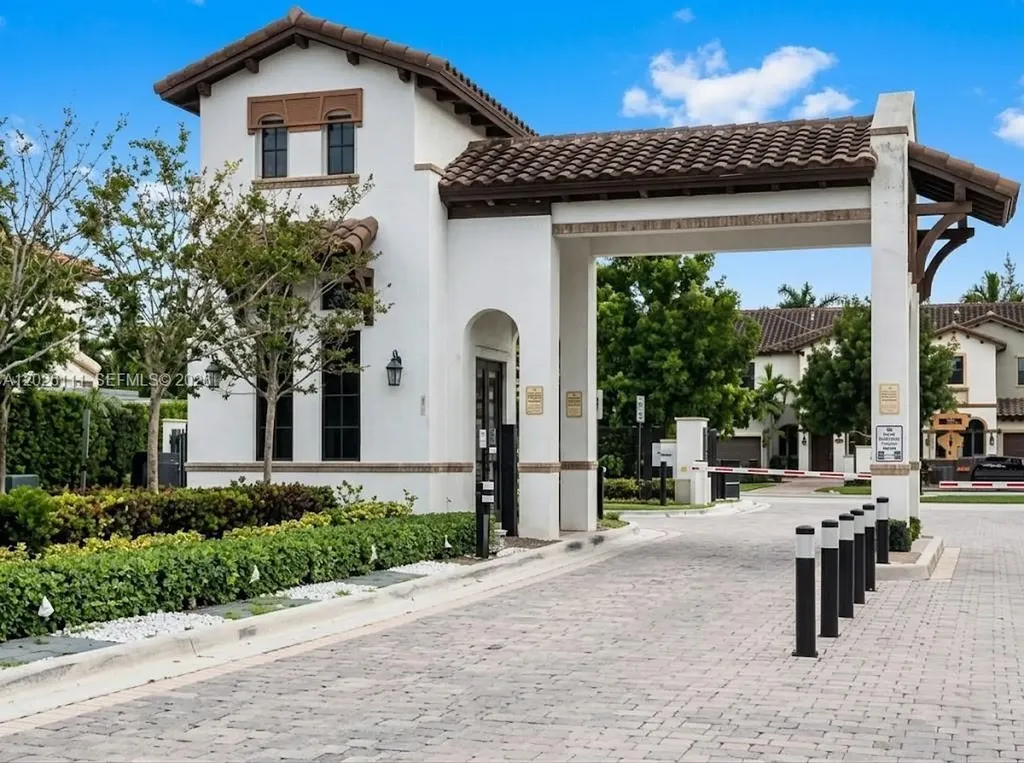 10620 NW 88th Street Doral FL 33178