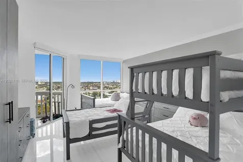 2000 Island Boulevard Aventura FL 33160