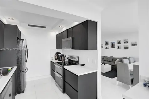 2000 Island Boulevard Aventura FL 33160
