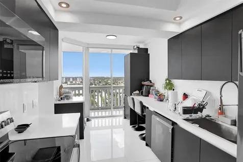 2000 Island Boulevard Aventura FL 33160