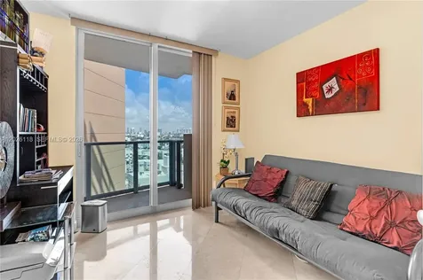 1455 Ocean Drive Miami Beach FL 33139