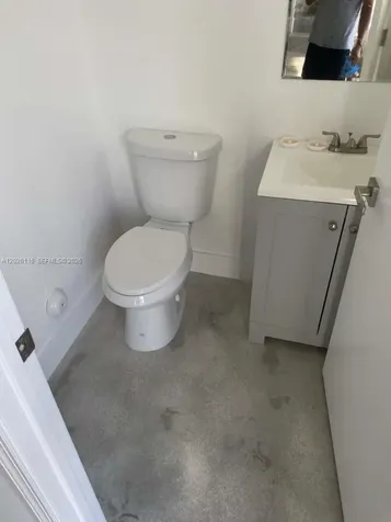 6233 NW 20th Avenue Miami FL 33147