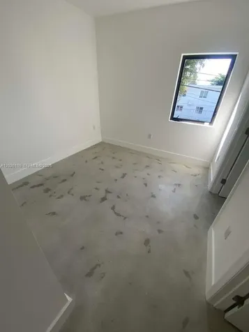 6233 NW 20th Avenue Miami FL 33147