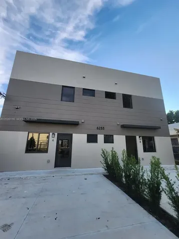 6233 NW 20th Avenue Miami FL 33147