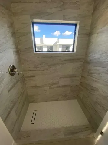 6233 NW 20th Avenue Miami FL 33147