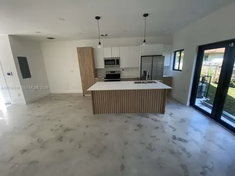 6233 NW 20th Avenue Miami FL 33147