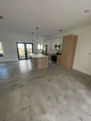 6233 NW 20th Avenue Miami FL 33147