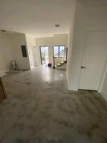 6233 NW 20th Avenue Miami FL 33147