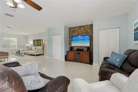 9641 SW 66th Street Miami FL 33173