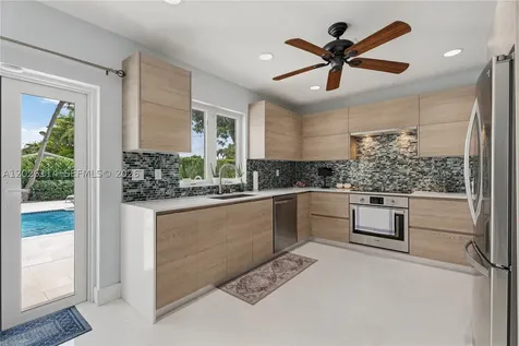 9641 SW 66th Street Miami FL 33173