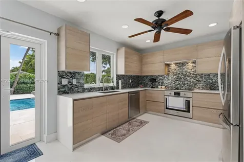 9641 SW 66th Street Miami FL 33173