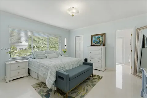9641 SW 66th Street Miami FL 33173