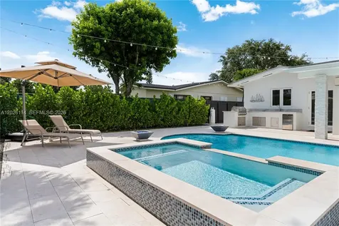 9641 SW 66th Street Miami FL 33173