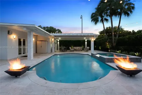 9641 SW 66th Street Miami FL 33173