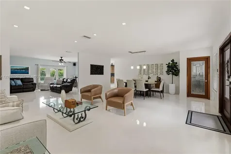 9641 SW 66th Street Miami FL 33173