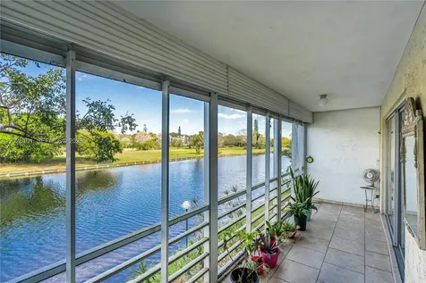 3551 Inverrary Drive Lauderhill FL 33319
