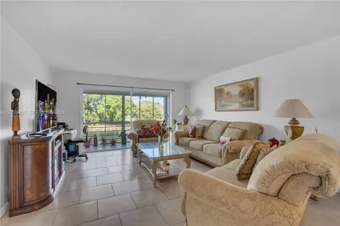 3551 Inverrary Drive Lauderhill FL 33319