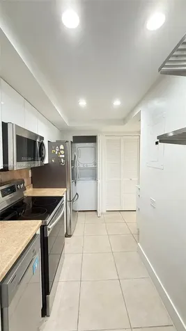 8775 Park Boulevard Miami FL 33172