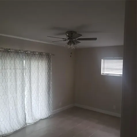 9051 SE Eagle Avenue Hobe Sound FL 33455