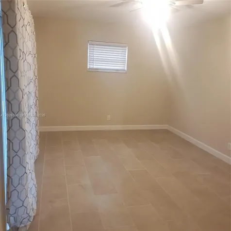 9051 SE Eagle Avenue Hobe Sound FL 33455