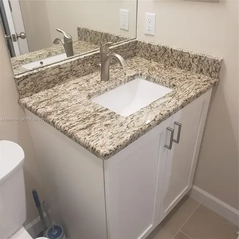 9051 SE Eagle Avenue Hobe Sound FL 33455