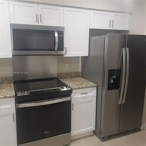 9051 SE Eagle Avenue Hobe Sound FL 33455