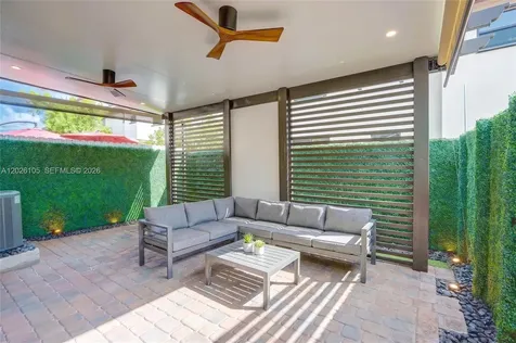11464 SW 252nd Terrace Miami FL 33032