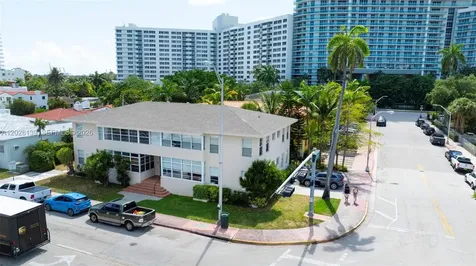 1460 West Avenue Miami Beach FL 33139