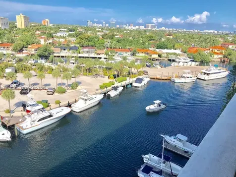 13155 Ixora Court North Miami FL 33181