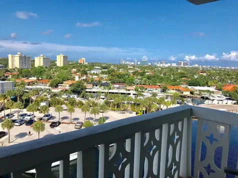13155 Ixora Court North Miami FL 33181