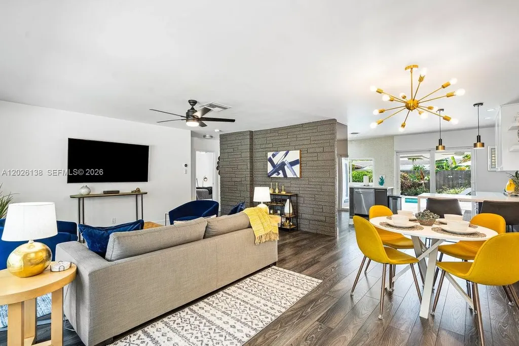 2010 NE 57th Street Fort Lauderdale FL 33308