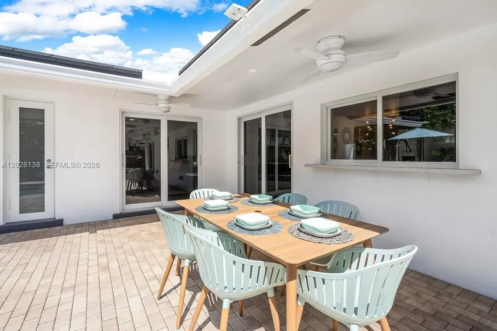 2010 NE 57th Street Fort Lauderdale FL 33308