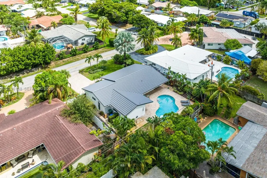 2010 NE 57th Street Fort Lauderdale FL 33308