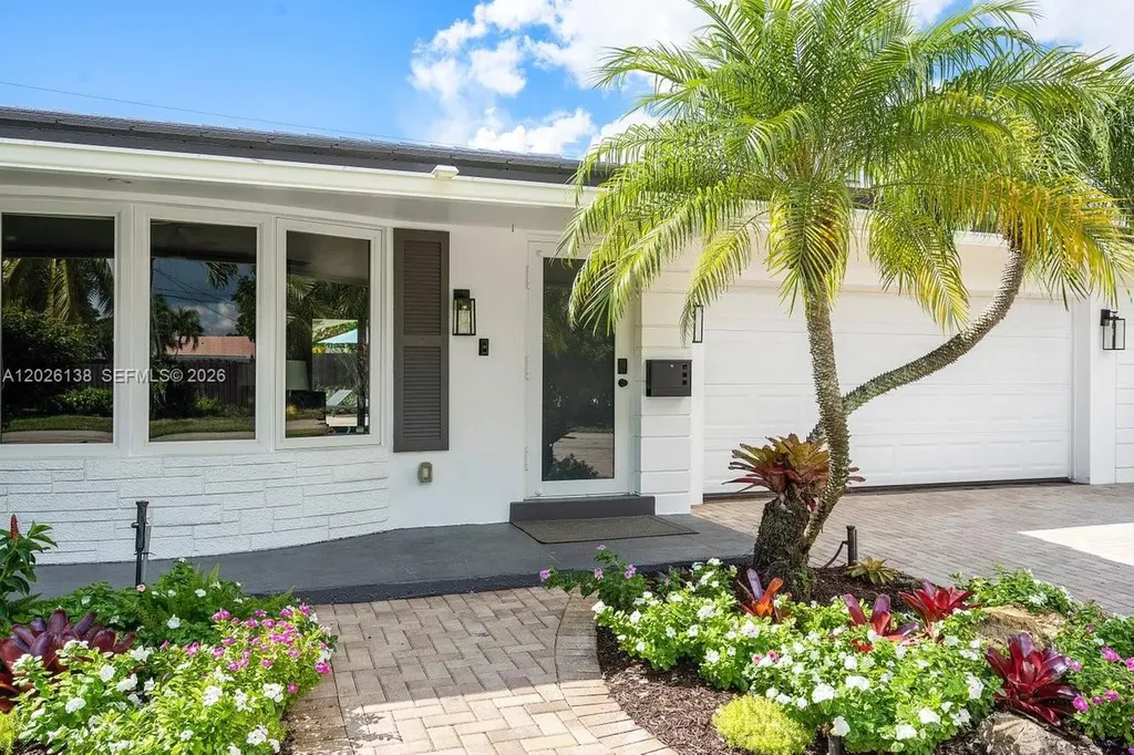2010 NE 57th Street Fort Lauderdale FL 33308