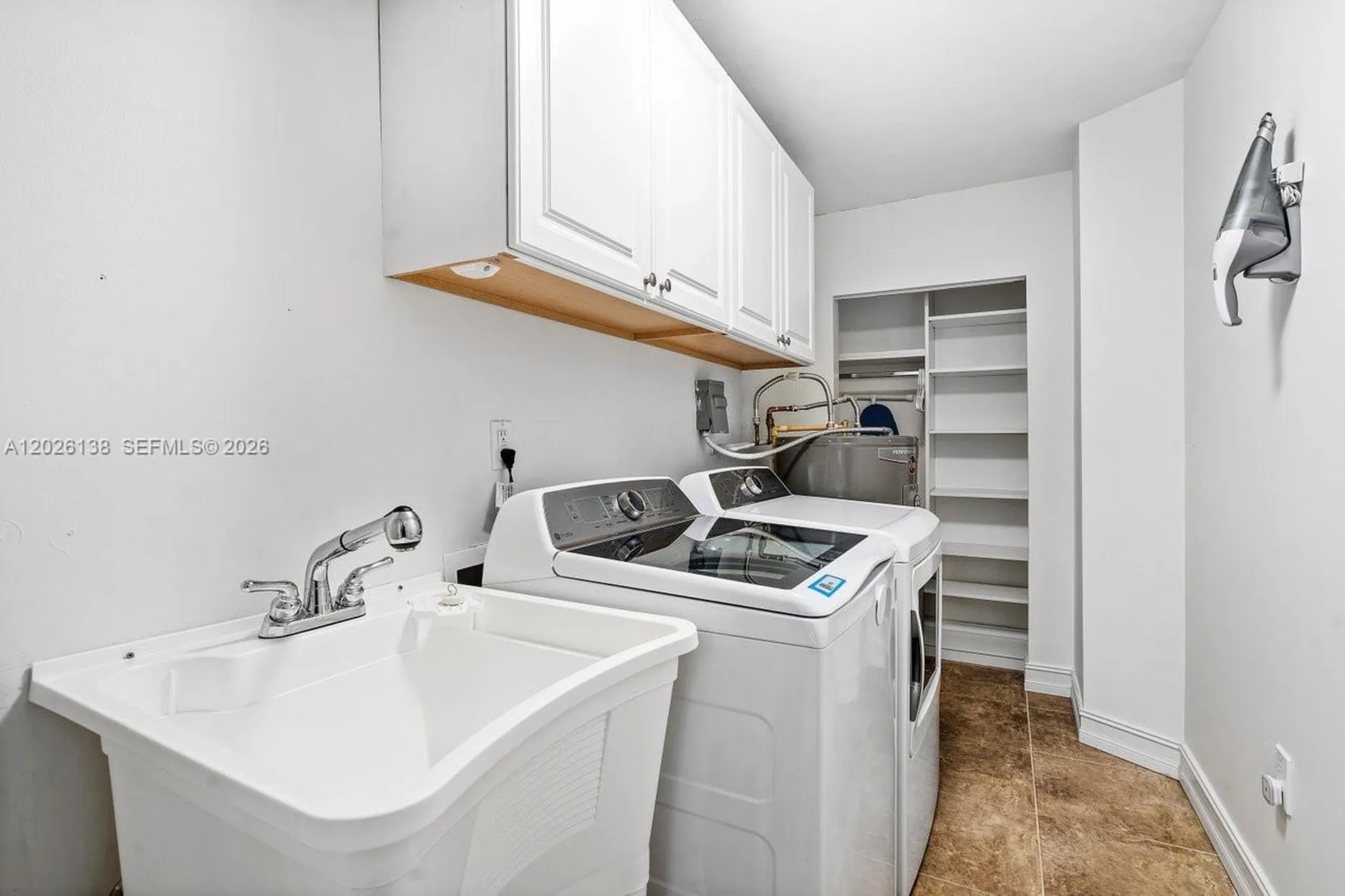 2010 NE 57th Street Fort Lauderdale FL 33308