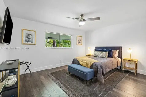 2010 NE 57th Street Fort Lauderdale FL 33308