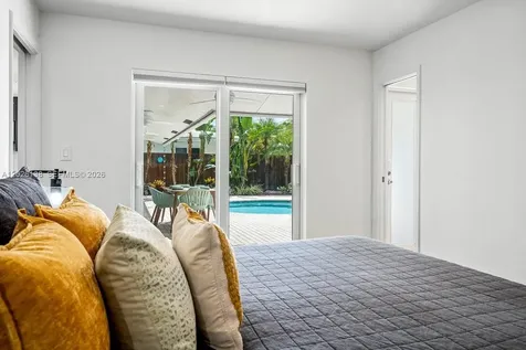 2010 NE 57th Street Fort Lauderdale FL 33308