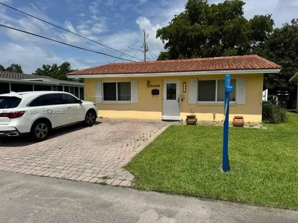 5403 NW 27th Avenue Tamarac FL 33309