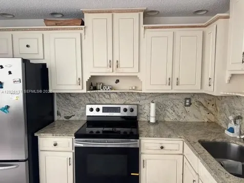 5403 NW 27th Avenue Tamarac FL 33309