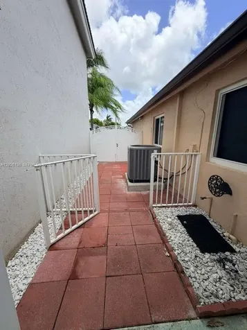 Miami FL 33177