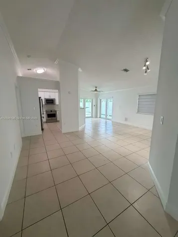 Miami FL 33177