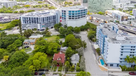 1246 NW 9th Avenue Miami FL 33136