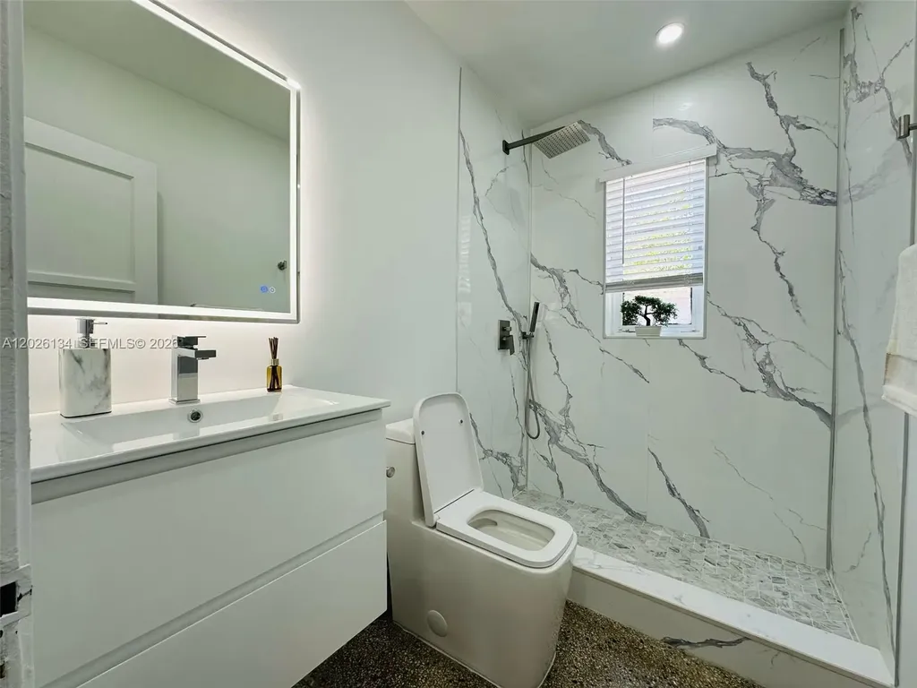 417 SE 14th Court Fort Lauderdale FL 33316