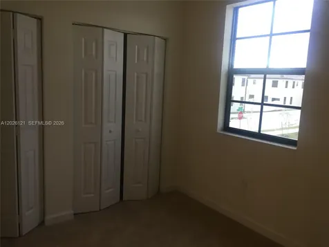 9307 W 33rd Way Hialeah FL 33018